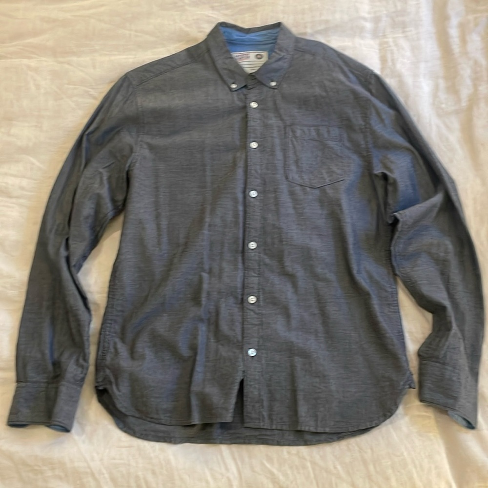 Artistry in Motion dark grey Chambrey button down shirt, sz M